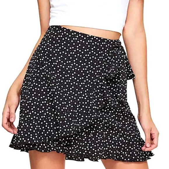 Dreagal Dresses & Skirts - NWOT Dreagal High Waist Ruffle Heart Skirt XXL